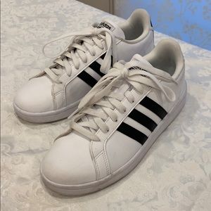 Adidas Grand Court Shoes